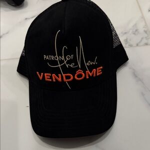 Black Vendôme Trucker Hat